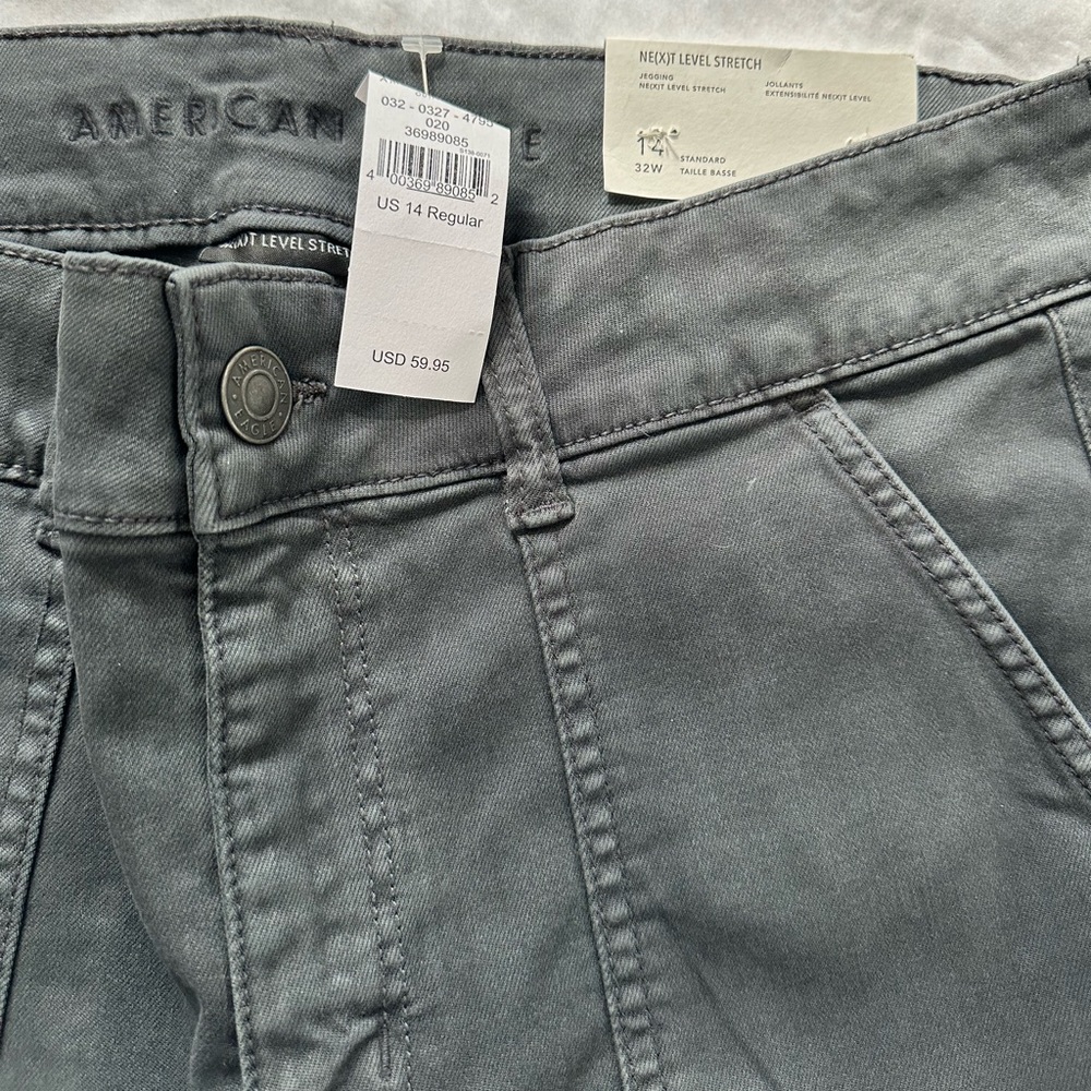 NWT American Eagle Pants